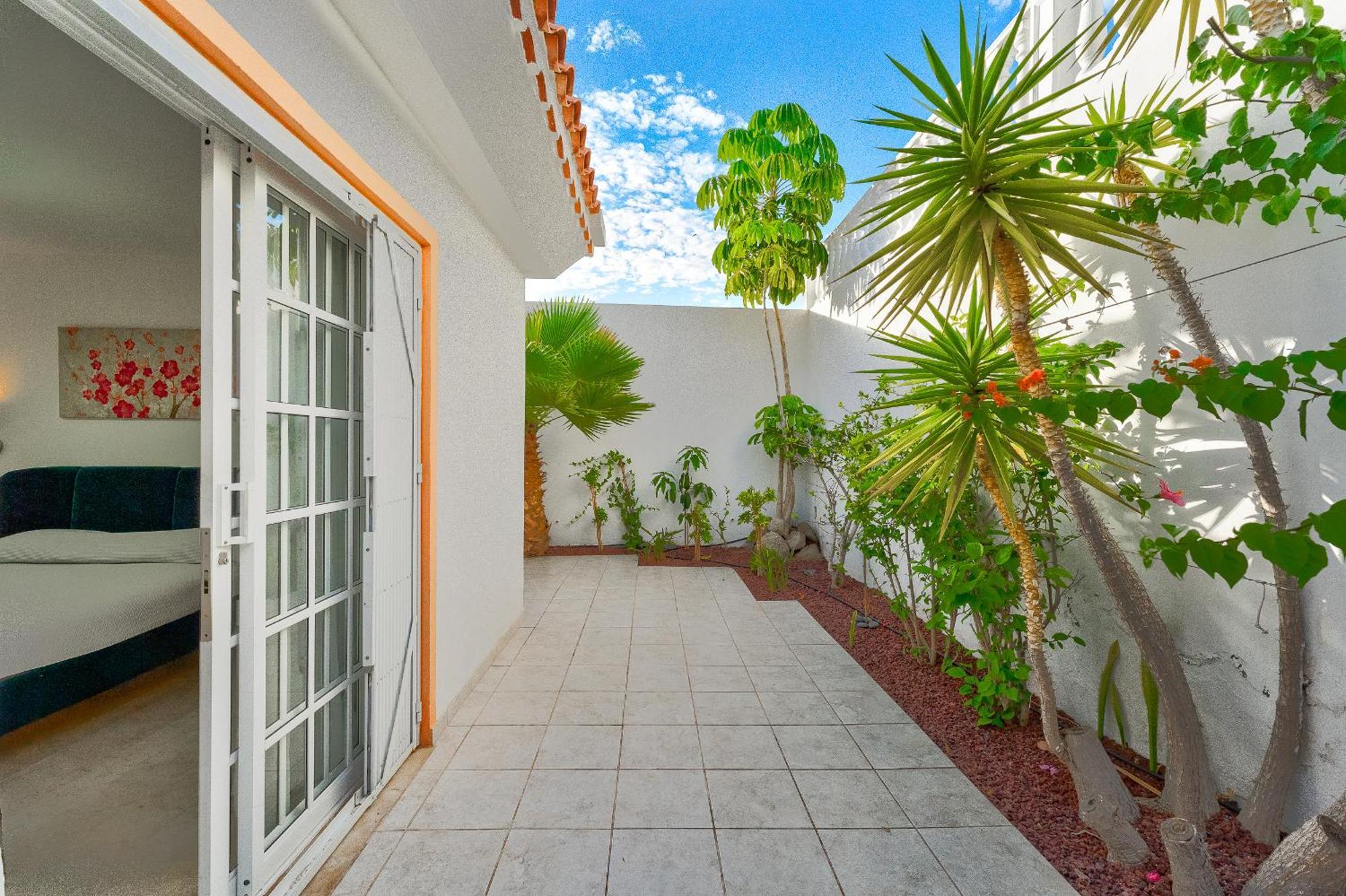 Marvelous Holiday Home - Villa La Caleta 阿德耶 外观 照片