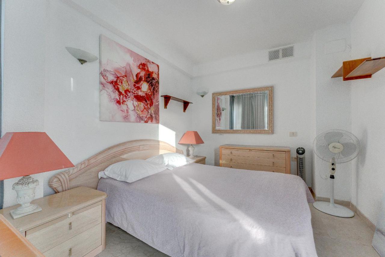 Marvelous Holiday Home - Villa La Caleta 阿德耶 外观 照片