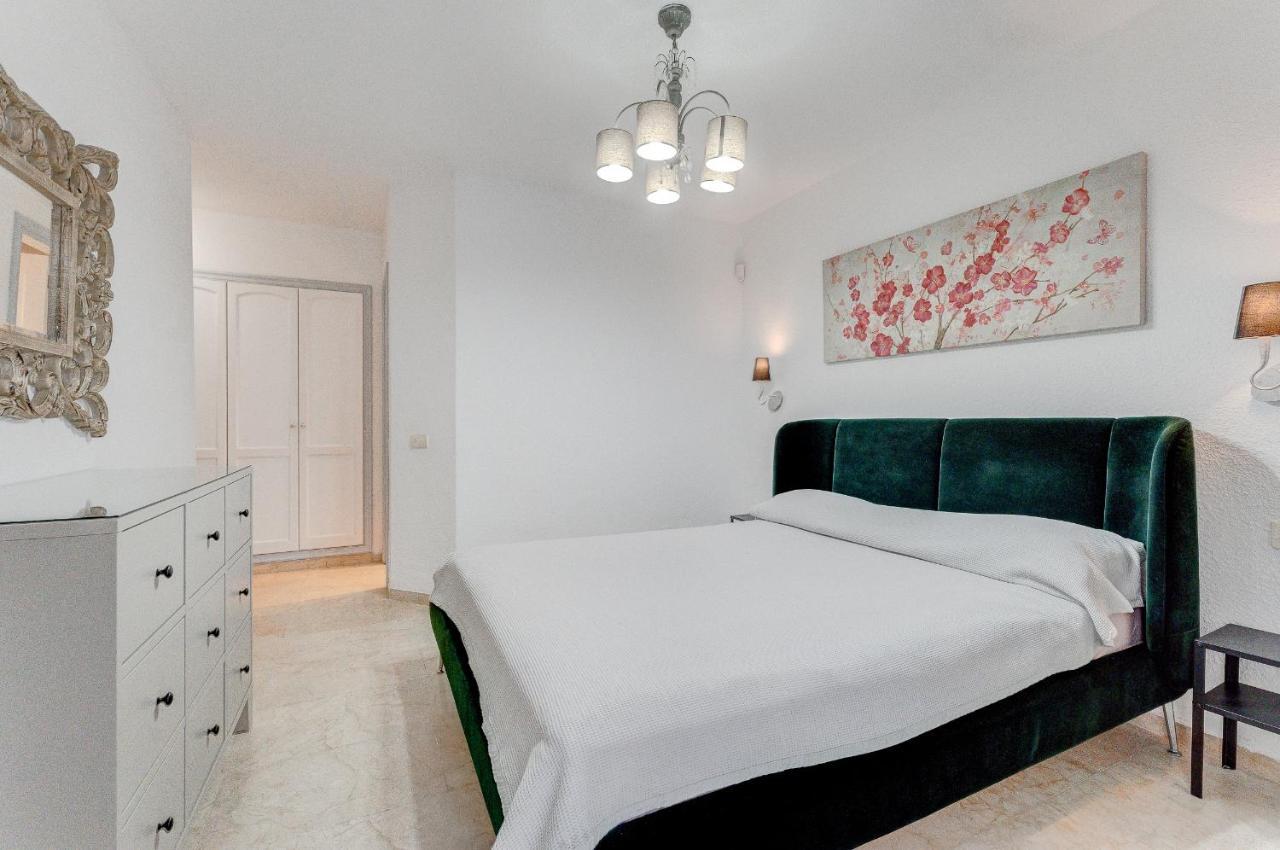 Marvelous Holiday Home - Villa La Caleta 阿德耶 外观 照片